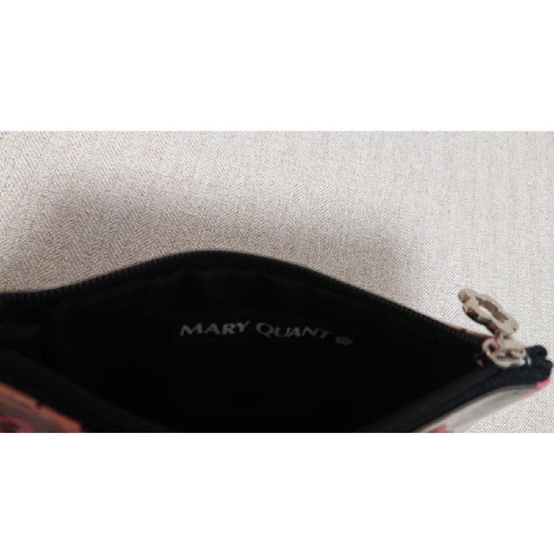 MARY QUANT(マリークワント)の【 匿名配送 】 MARY QUANT マリクワ 舟型 ティッシュケース ポーチ レディースのファッション小物(ポーチ)の商品写真