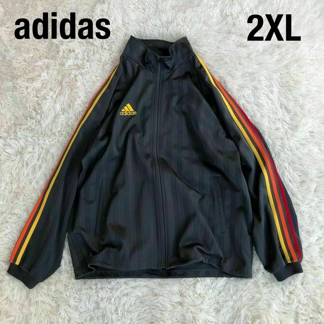 adidas(アディダス)のAdidasアディダス　トラックジャケットグレーストライプジャージ古着2XL メンズのトップス(ジャージ)の商品写真