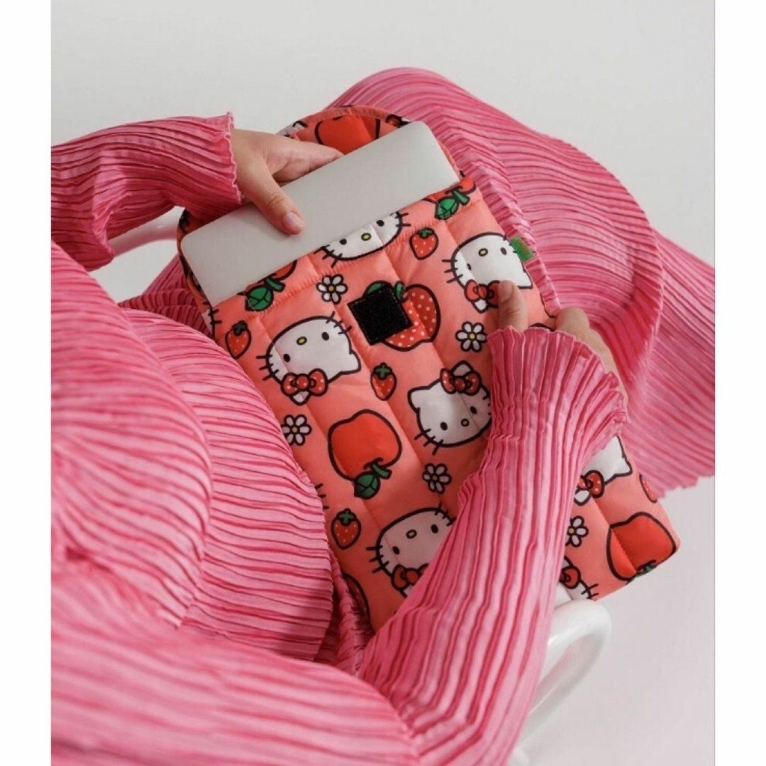 BAGGU - BAGGU ハローキティアップル PCケース 13/14インチ BAGGU - BAGGU ハローキティアップル PCケース 13/14インチ