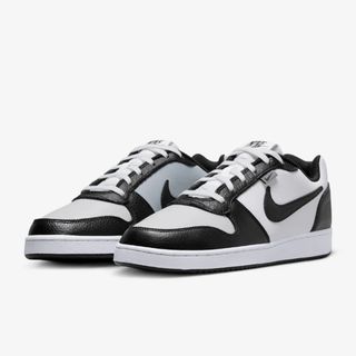 ナイキ(NIKE)の27cm  新品　ナイキ　スニーカーNIKE エバノン LOW プレミアム(スニーカー)