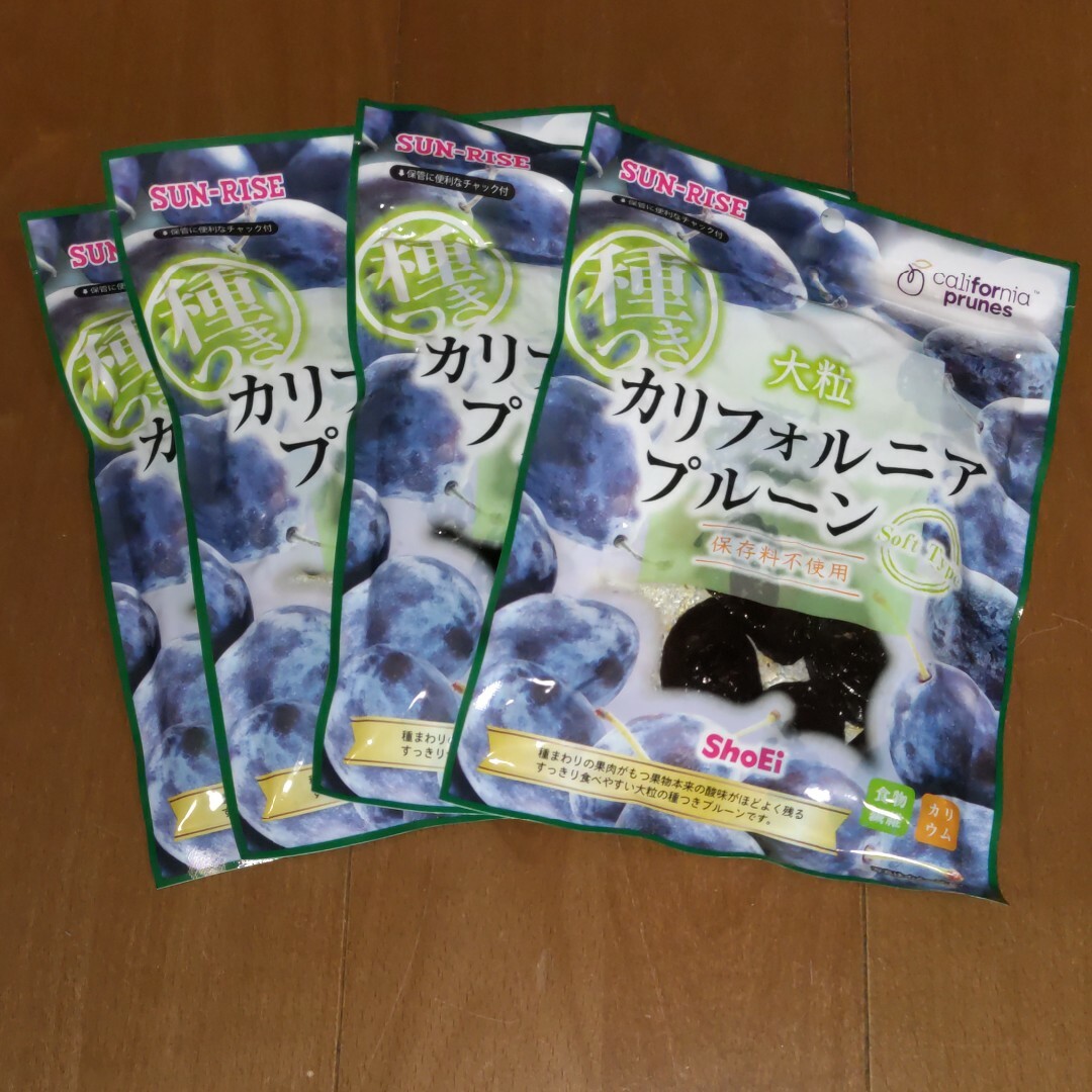 SHOEI(ショウエイ)の大粒カリフォルニアプルーン種つき 150g×4袋 食品/飲料/酒の食品(その他)の商品写真