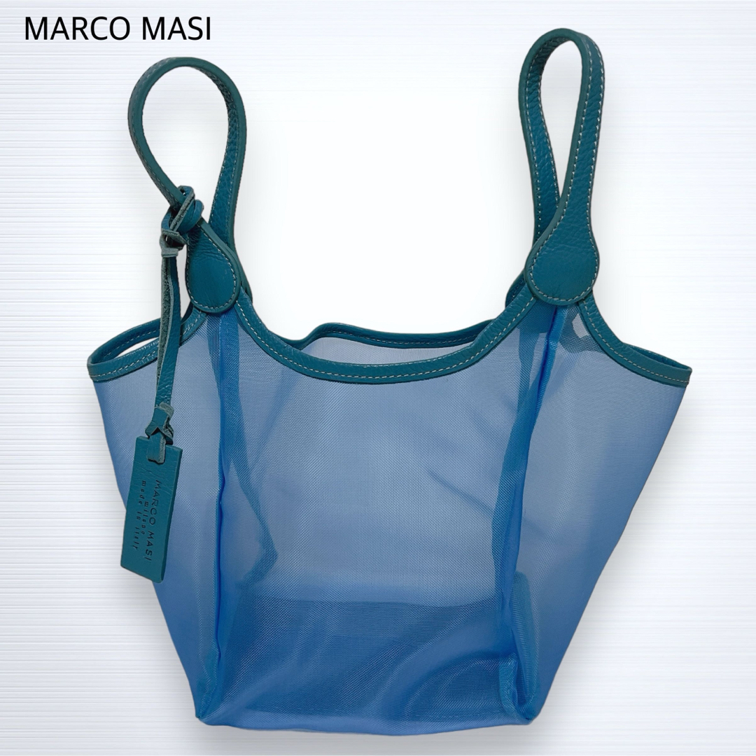 MARCO MASI(マルコマージ)のマルコマージ ショルダーバッグ 巾着 チャーム レザー ライトブルー レディースのバッグ(ショルダーバッグ)の商品写真