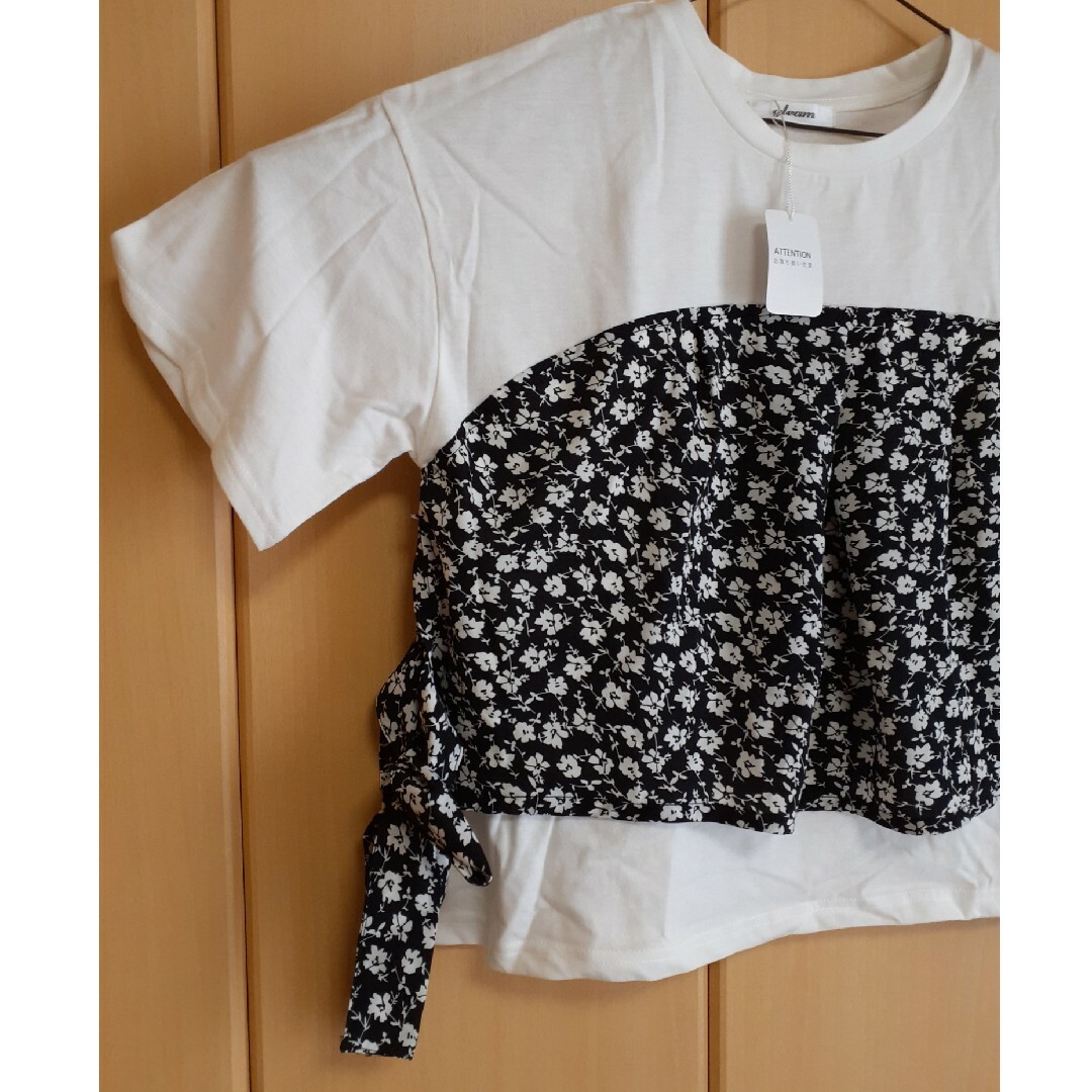 gleam(グリーム)のgleam　Tシャツ　切り替え　花柄　リボン　半袖Tシャツ レディースのトップス(Tシャツ(半袖/袖なし))の商品写真