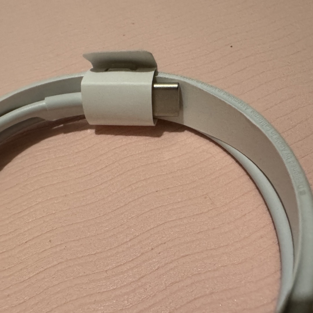 APPLE Lightning -USB-Cケーブル 1m  スマホ/家電/カメラのスマホアクセサリー(その他)の商品写真