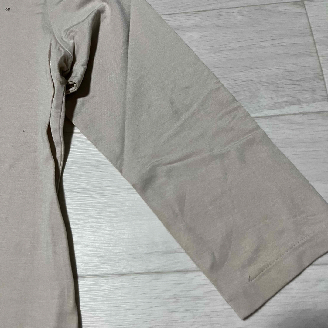 ジェーンモア　JANEMORE 長袖Tシャツ　ベージュ　M 刺繍　レーヨン　古着 レディースのトップス(Tシャツ(長袖/七分))の商品写真