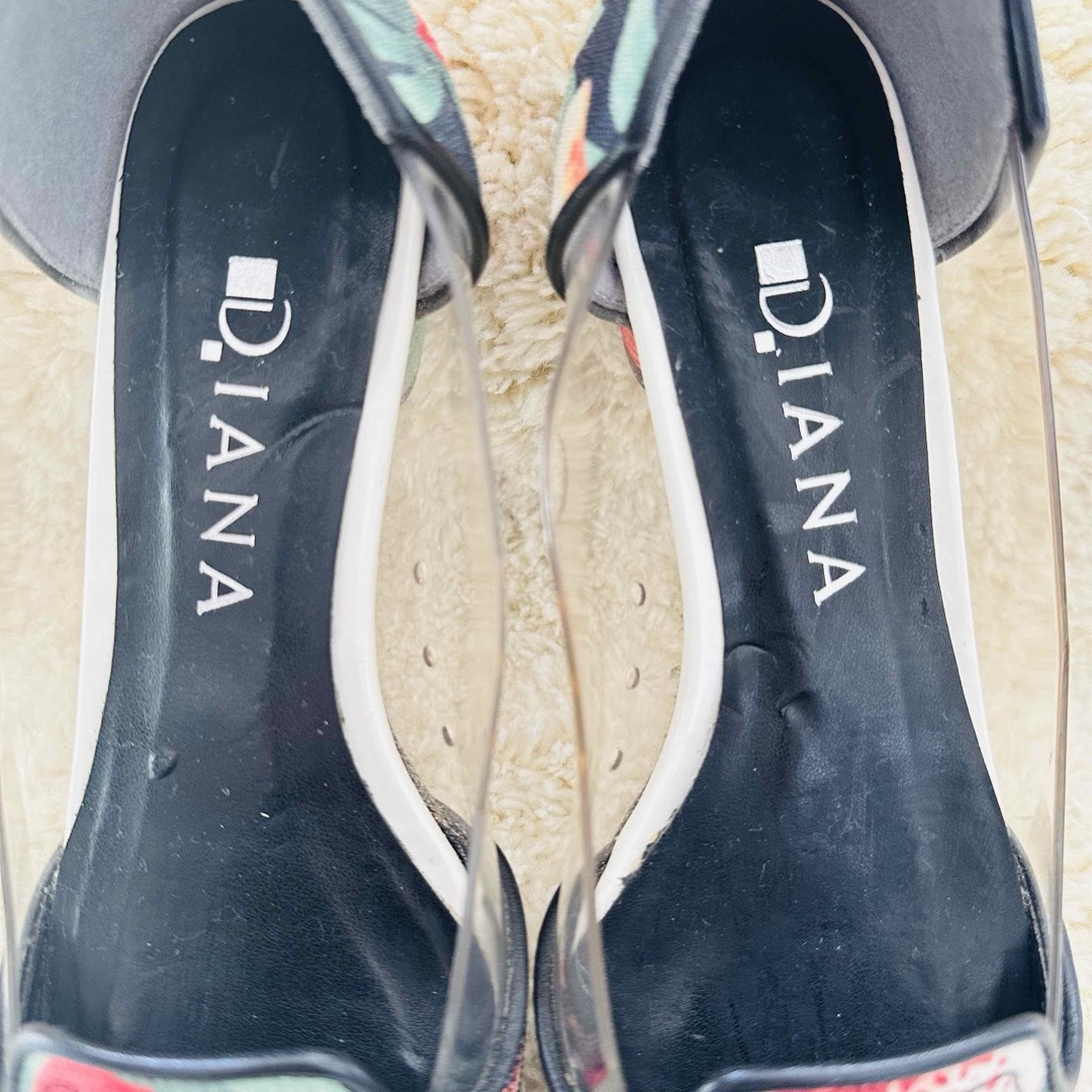 DIANA(ダイアナ)のDIANA ダイアナ フラットシューズ 花柄 クリア ポインテッドトゥ タッセル レディースの靴/シューズ(ハイヒール/パンプス)の商品写真