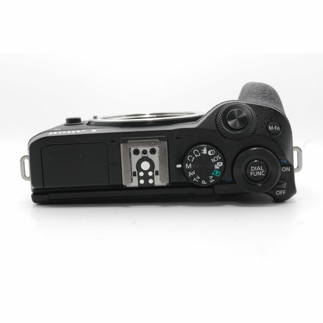 Canon(キヤノン)の≪ほぼ新品≫ CANON EOS M6 Mark II ボディ スマホ/家電/カメラのカメラ(デジタル一眼)の商品写真