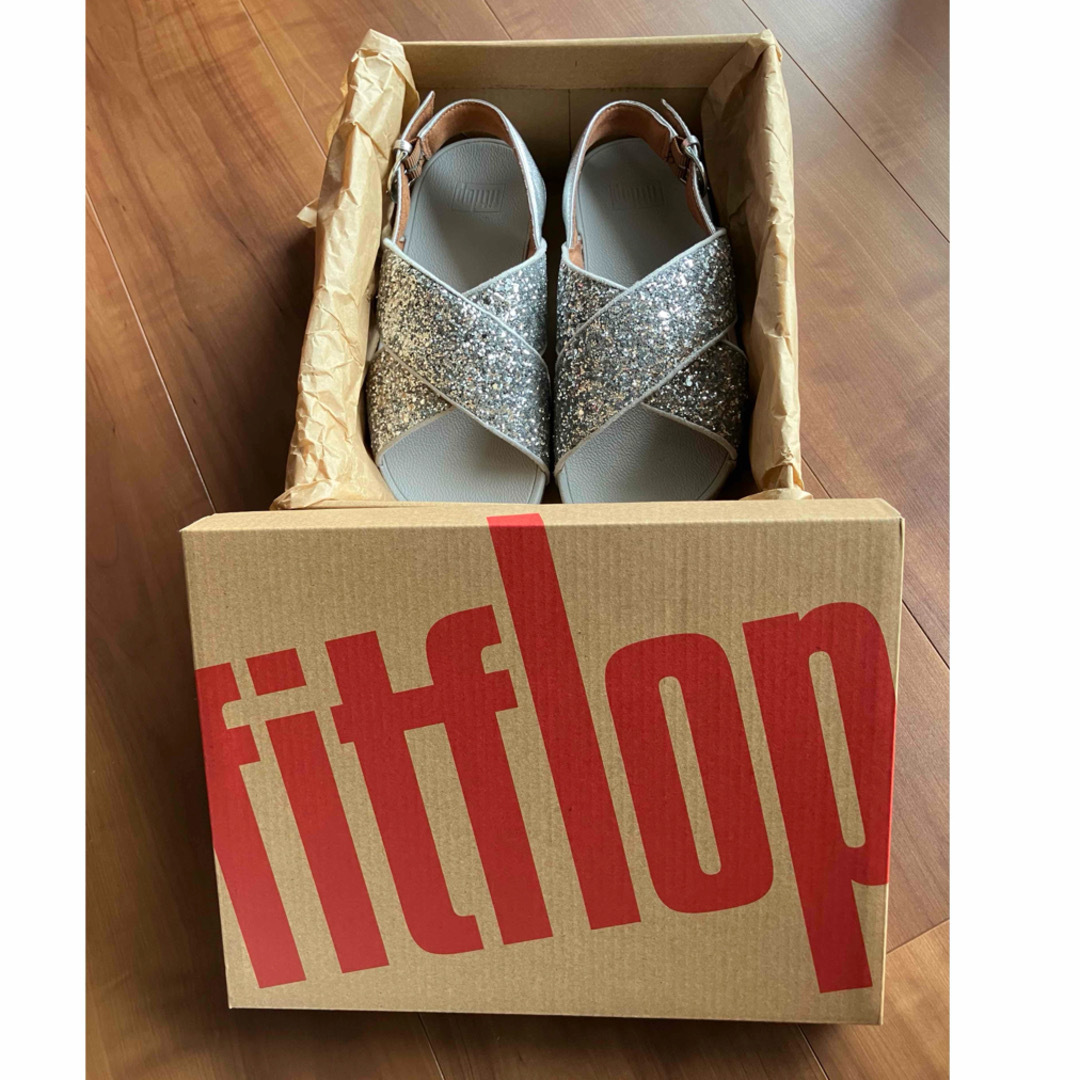 fitflop☆グリッターサンダル　シルバー　US5 レディースの靴/シューズ(サンダル)の商品写真