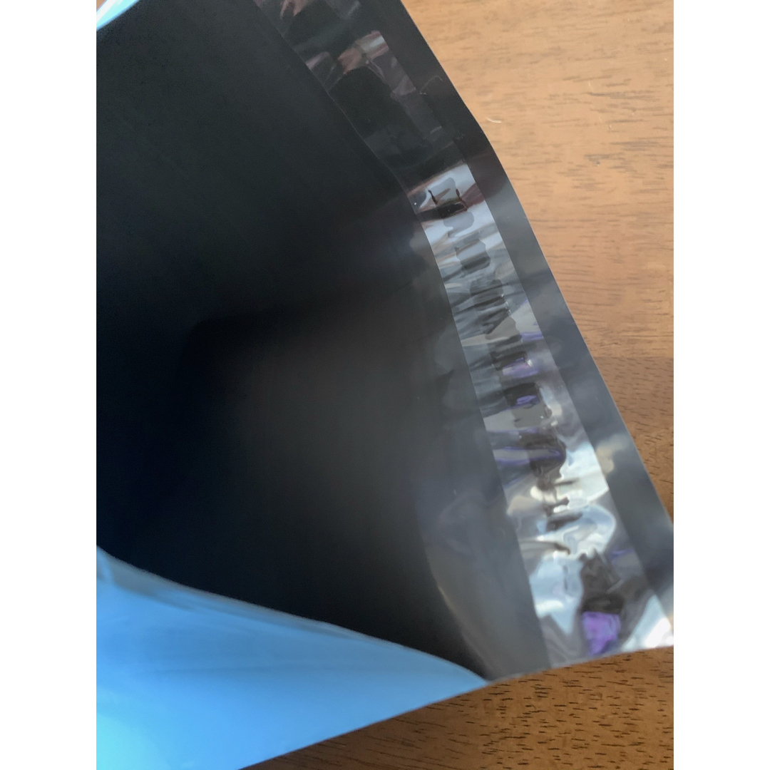 アリス　様/宅配ビニール袋　A4ネコポス最大サイズ　ブルー 100枚　 インテリア/住まい/日用品のオフィス用品(ラッピング/包装)の商品写真