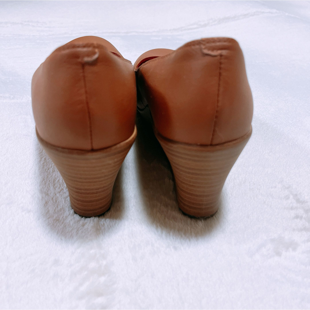 crocs(クロックス)のA-Leigh Closed Toe Synthetic Wedge パンプス レディースの靴/シューズ(ハイヒール/パンプス)の商品写真