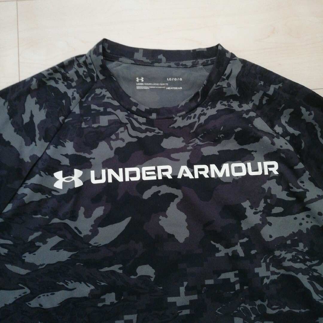 UNDER ARMOUR(アンダーアーマー)のアンダーアーマー　Ｔシャツ・ハーフパンツ　上下セット メンズのトップス(Tシャツ/カットソー(半袖/袖なし))の商品写真
