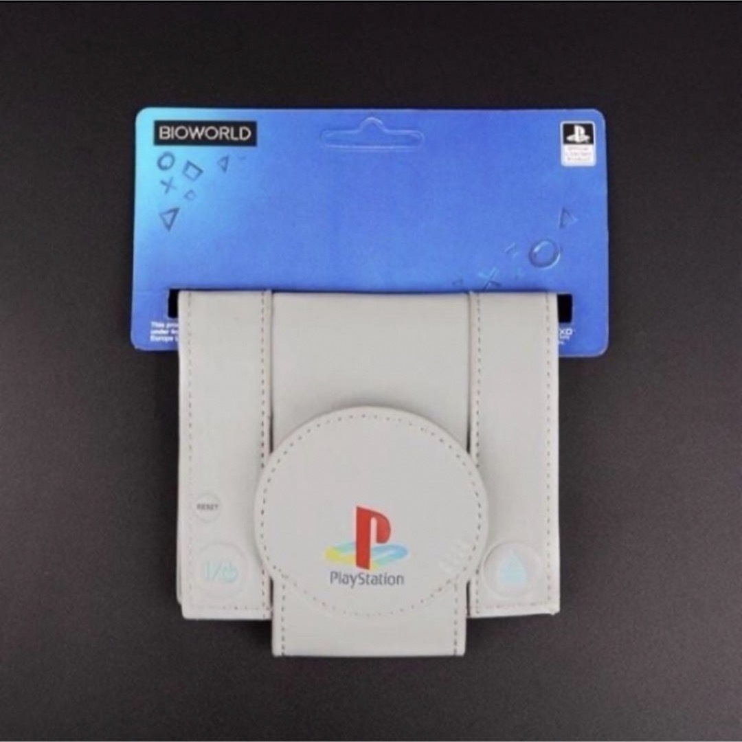 新品 SONY 初代 PlayStation プレステ PS1 二つ折り 財布 メンズのファッション小物(折り財布)の商品写真