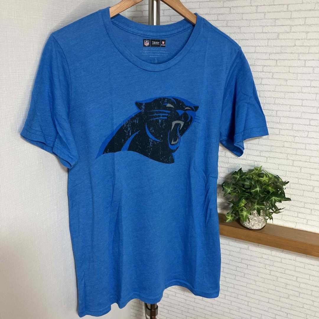 VINTAGE(ヴィンテージ)のNFL カロライナ・パンサーズ　Tシャツ　バックナンバー　USA製　ヴィンテージ メンズのトップス(Tシャツ/カットソー(半袖/袖なし))の商品写真