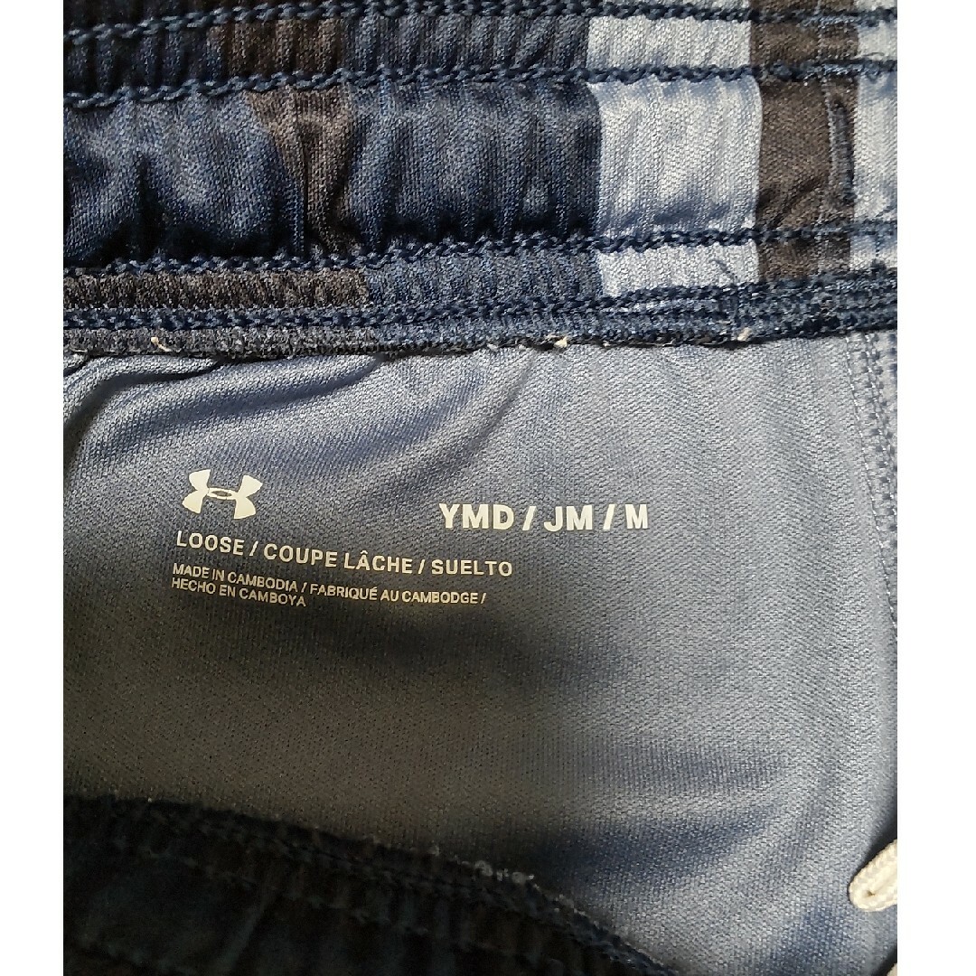 UNDER ARMOUR(アンダーアーマー)のアンダーアーマー キッズ 短パン 140cm キッズ/ベビー/マタニティのキッズ服男の子用(90cm~)(パンツ/スパッツ)の商品写真