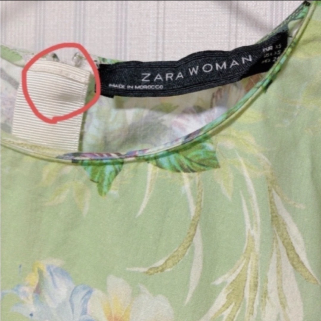 ZARA(ザラ)のZARA 花柄　ブラウス　シャツ レディースのトップス(シャツ/ブラウス(半袖/袖なし))の商品写真