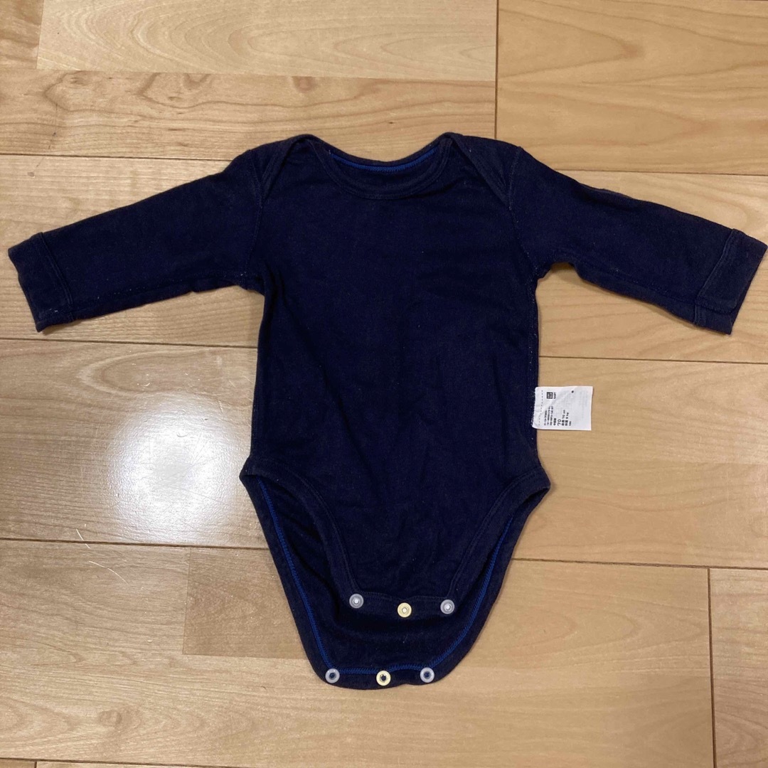 UNIQLO(ユニクロ)のUNIQLO  BABY ボディ肌着 70cm 子ども服まとめ売り　ユニクロ　男 キッズ/ベビー/マタニティのベビー服(~85cm)(肌着/下着)の商品写真