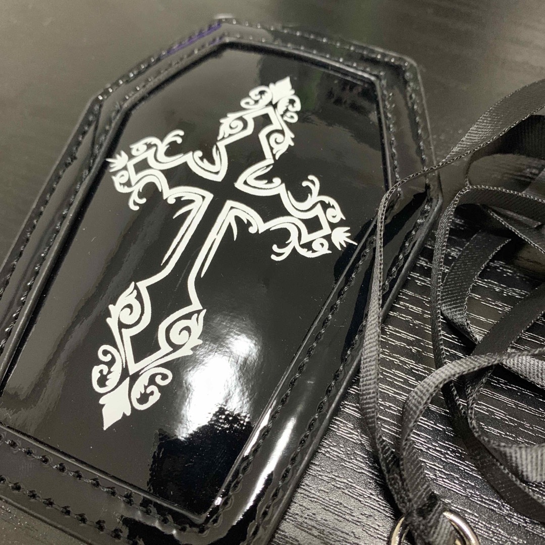 ゴスロリ　地雷系　十字架　棺　ブラック　カード　パス　ケース レディースのファッション小物(名刺入れ/定期入れ)の商品写真