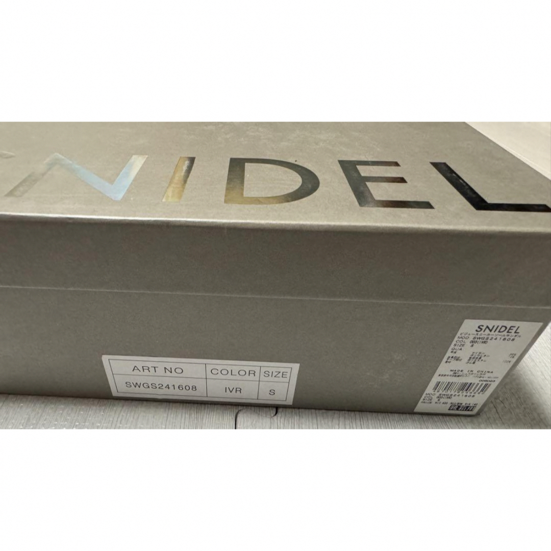新品❣️スナイデル ❣️ ビジュースニーカーソールサンダル IVR 新品❣️スナイデル ❣️ ビジュースニーカーソールサンダル IVR