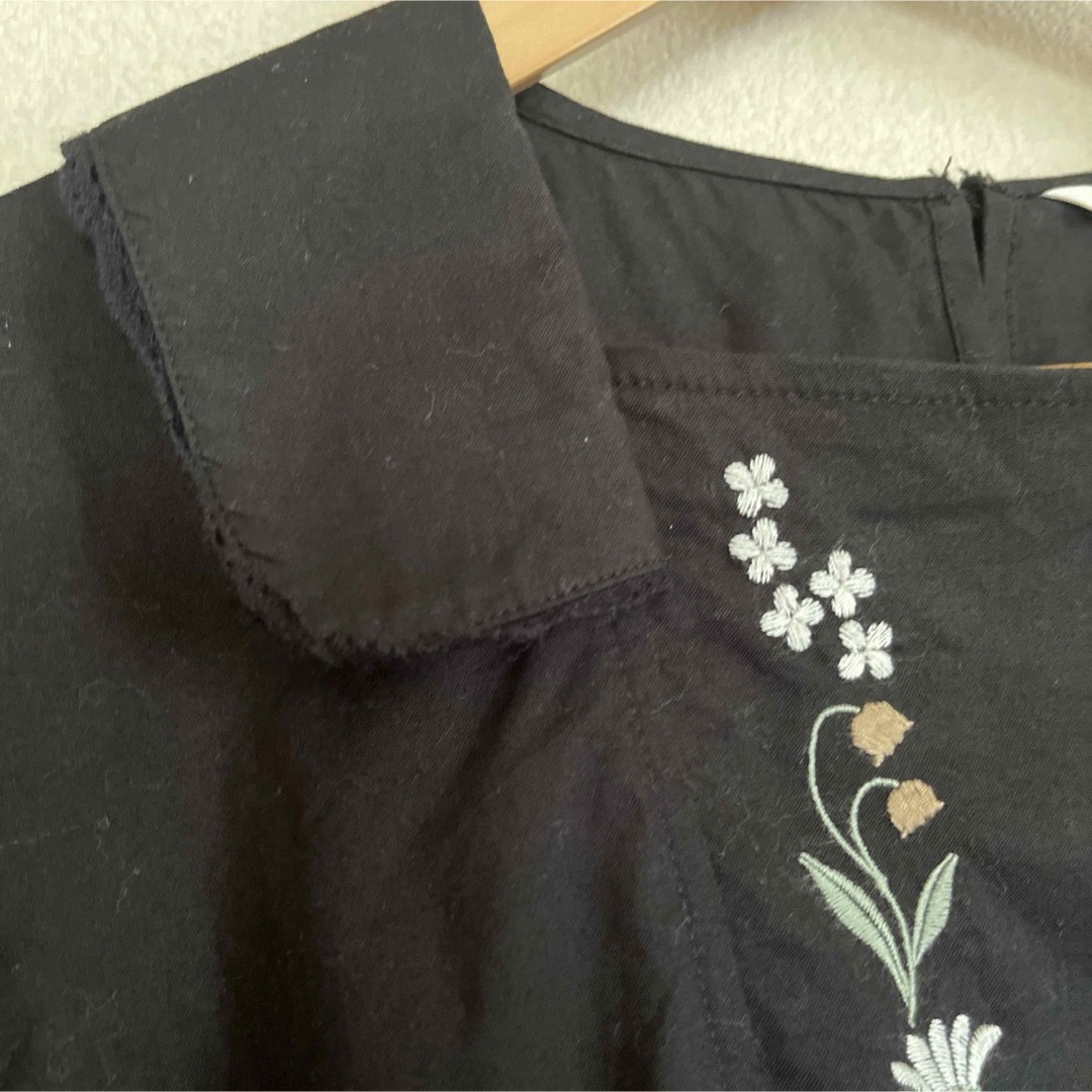 ehka sopo(エヘカソポ)の花柄刺繍ブラウス　 レディースのトップス(シャツ/ブラウス(半袖/袖なし))の商品写真