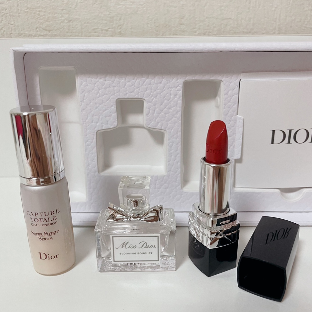 Christian Dior(クリスチャンディオール)のDIOR ビューティー　ディスカバリー　キット コスメ/美容のキット/セット(サンプル/トライアルキット)の商品写真