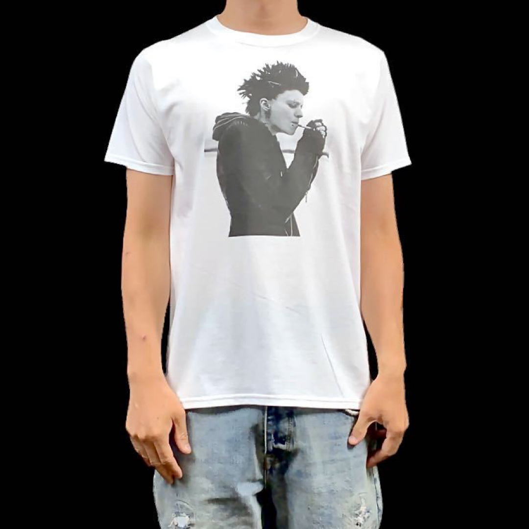 新品 ドラゴンタトゥー の女 リスベット 煙草 ピアス 映画ヒロイン Tシャツ メンズのトップス(Tシャツ/カットソー(半袖/袖なし))の商品写真