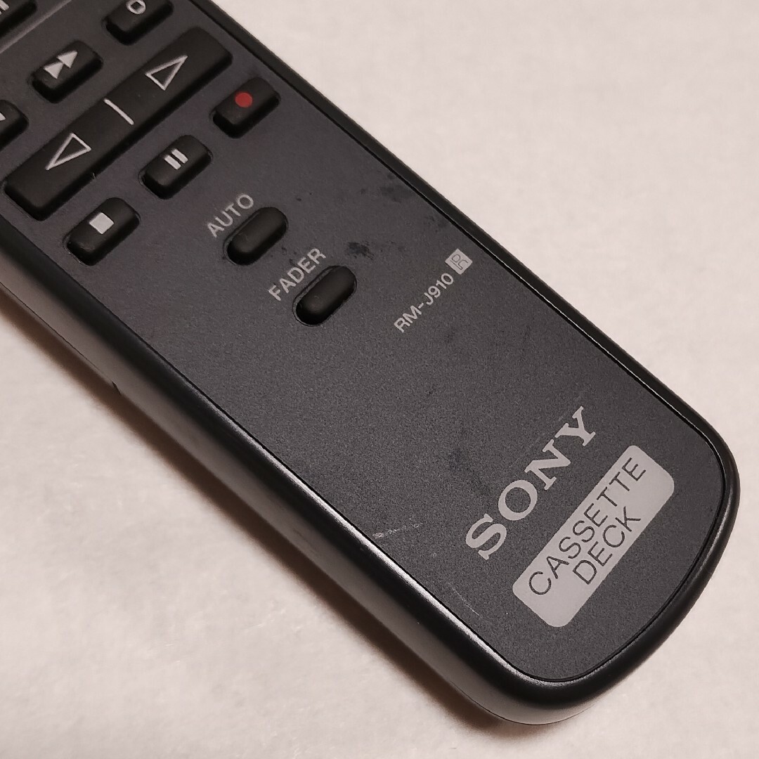 SONY(ソニー)の【送料無料】SONY ソニー★純正リモコン★★RM-J910 スマホ/家電/カメラのオーディオ機器(その他)の商品写真