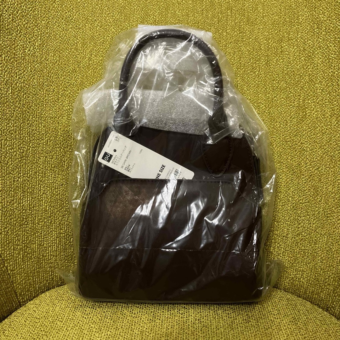 GU(ジーユー)のGU ボストンミニショルダーバッグ　ブラウン レディースのバッグ(ショルダーバッグ)の商品写真
