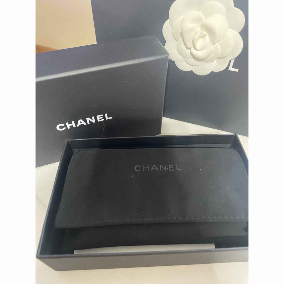 CHANEL(シャネル)の新品未使用CHANEL コインケース シャネル レディースのファッション小物(財布)の商品写真