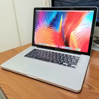 Apple - 超美品 Macbook Pro 15インチ i7/8GB/SSD240GB