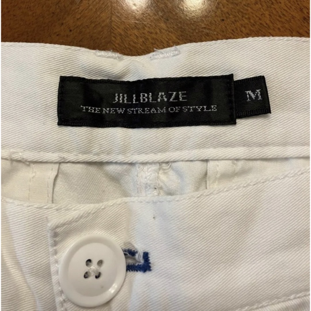 ハーフパンツ 白　JILL BLAZE ジルブレイズ　ホワイト　M メンズのパンツ(ショートパンツ)の商品写真