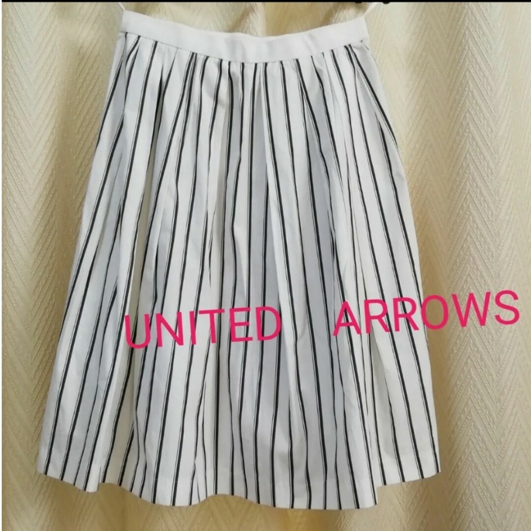 UNITED ARROWS(ユナイテッドアローズ)のユナイテッドアローズの膝丈スカート レディースのスカート(ひざ丈スカート)の商品写真