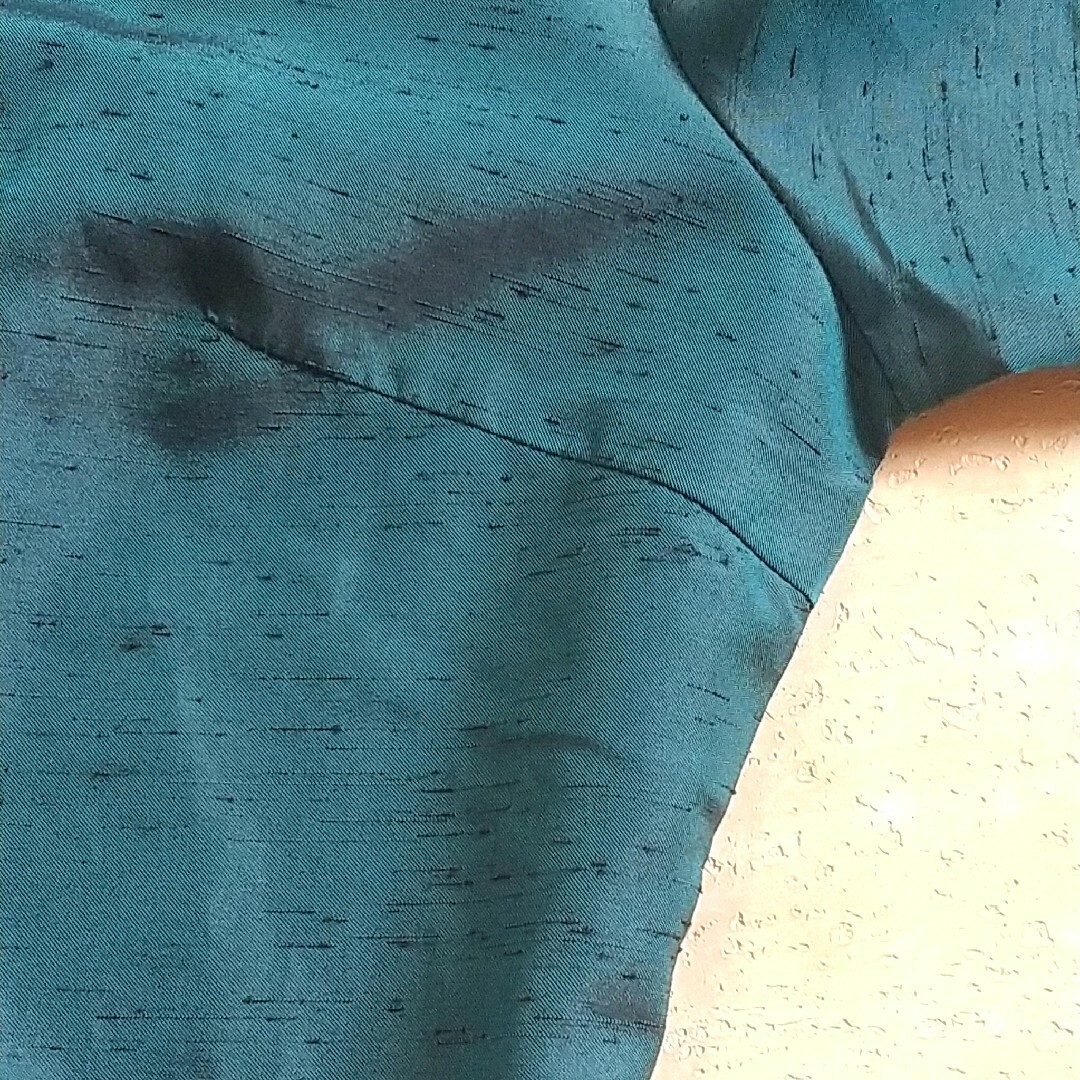 MARGINAL GLAMOR サテン 長袖ブラウス (緑青色) レディースのトップス(シャツ/ブラウス(長袖/七分))の商品写真