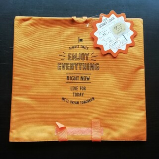 スリコの推し活グッズ⑥　橙オレンジ　うちわカバー 3COINS　6/30(ショップ袋)