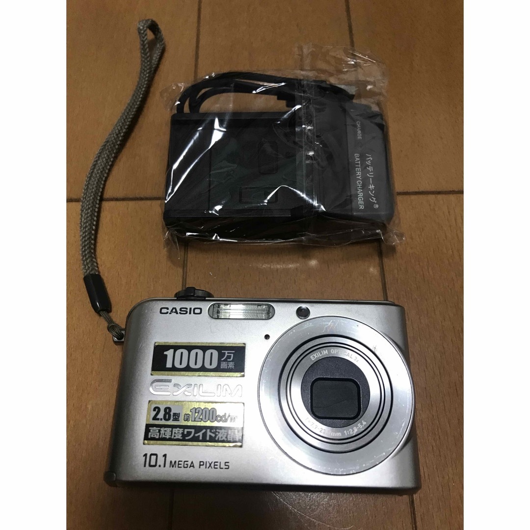 CASIO(カシオ)のCASIO EXILIM スマホ/家電/カメラのカメラ(コンパクトデジタルカメラ)の商品写真