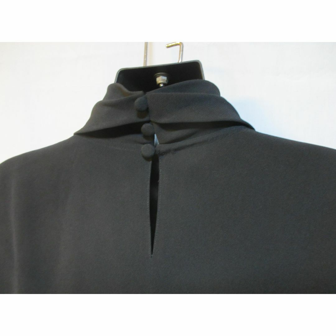 変形衿　ブラック　ブラウス　40号 レディースのトップス(シャツ/ブラウス(長袖/七分))の商品写真