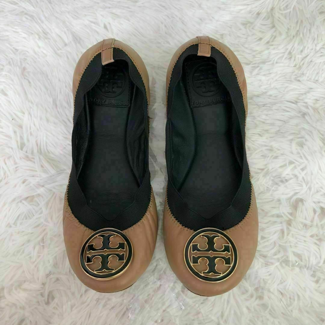 Tory Burch(トリーバーチ)のTORY BURCHトリーバーチレザーバレエシューズフラットシューズベージュ5M レディースの靴/シューズ(バレエシューズ)の商品写真