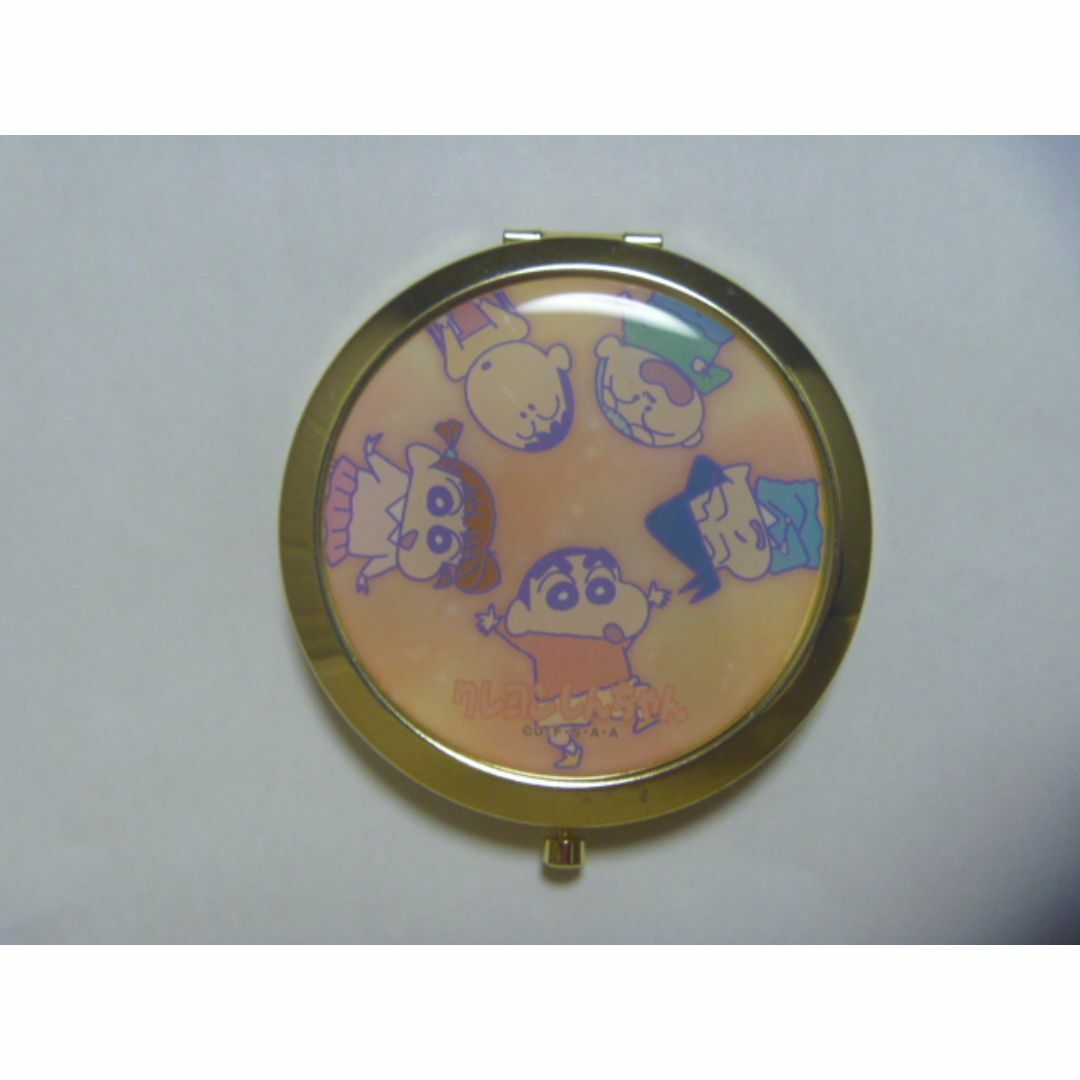 クレヨンしんちゃん コンパクトミラー 手鏡 匿名配送 レディースのファッション小物(ミラー)の商品写真