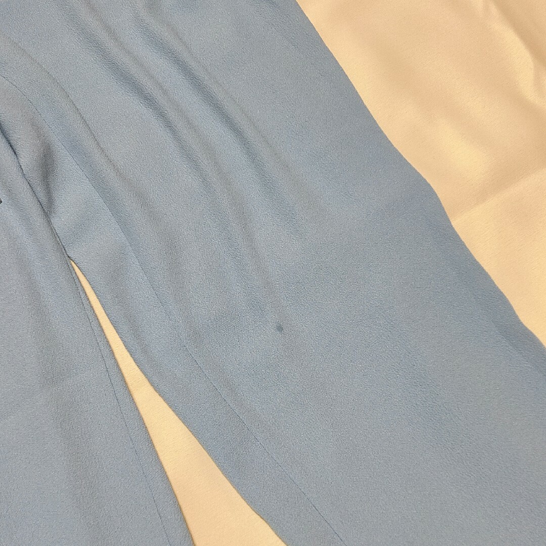 ZARA(ザラ)のZARA　ザラ　テーパードパンツ　青　ブルー　軽快 サラサラ　ウエストゴム レディースのパンツ(カジュアルパンツ)の商品写真