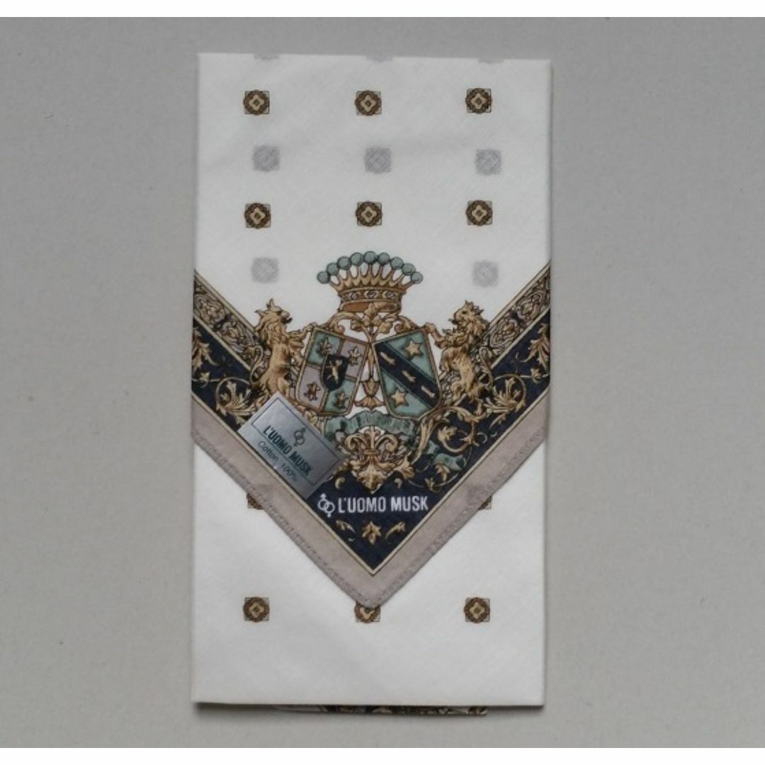 ルオモムスク　L'UOMO MUSK　ハンカチ メンズのファッション小物(ハンカチ/ポケットチーフ)の商品写真