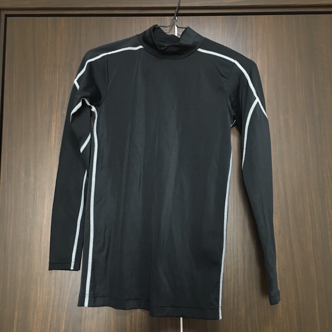 メンズ　Tシャツ　黒　サイズM メンズのトップス(シャツ)の商品写真