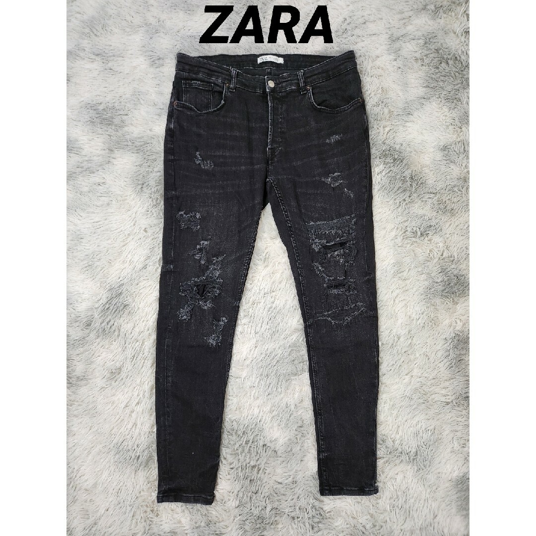 ZARA(ザラ)のZARA ダメージデニム テーパードデニム  黒ブラック メンズのパンツ(デニム/ジーンズ)の商品写真