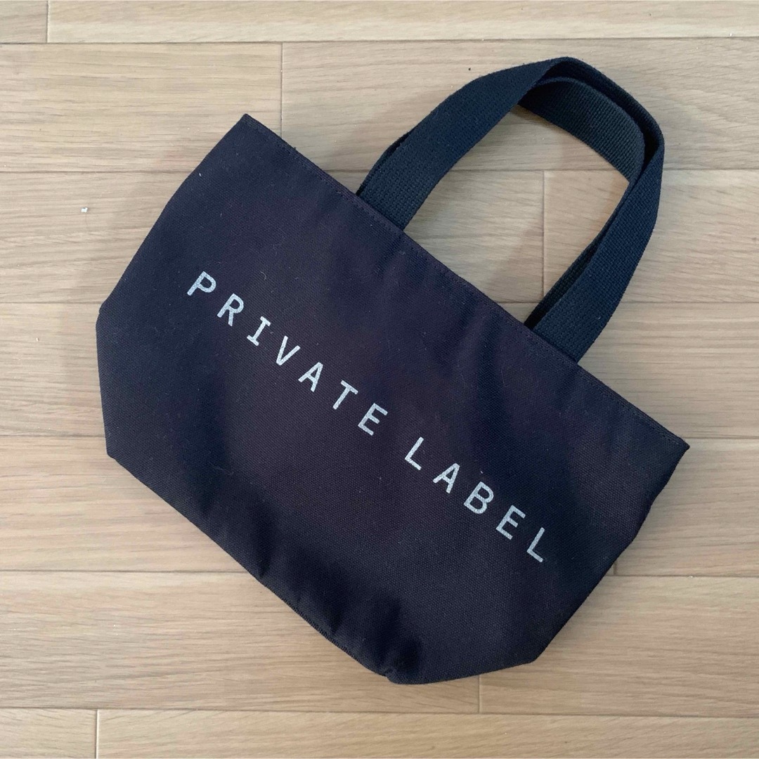 PRIVATE LABEL(プライベートレーベル)の未使用に近い★Private Label プライベートレーベル★小ぶりなトート レディースのバッグ(トートバッグ)の商品写真