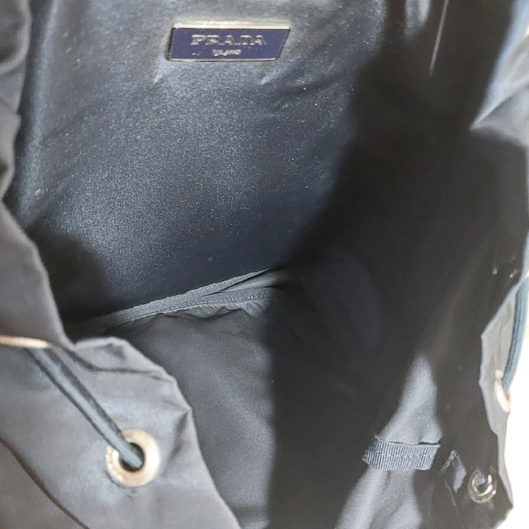 PRADA(プラダ)のプラダ バックパック リュックサック ナイロン ネイビー V135 メンズのバッグ(バッグパック/リュック)の商品写真
