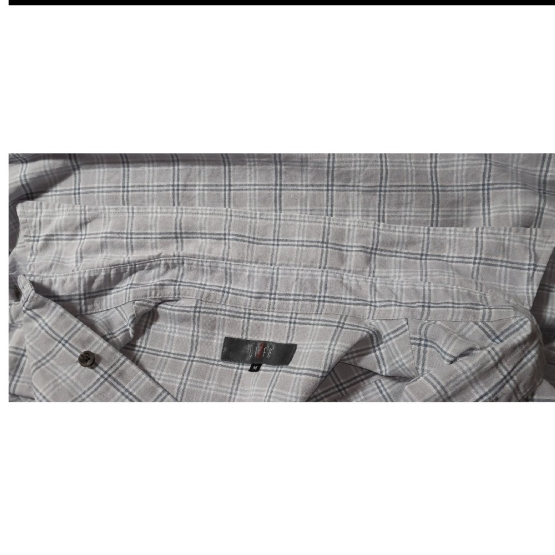 6︙04 メンズ　シャツ　カジュアル　半袖　Mサイズ メンズのトップス(シャツ)の商品写真