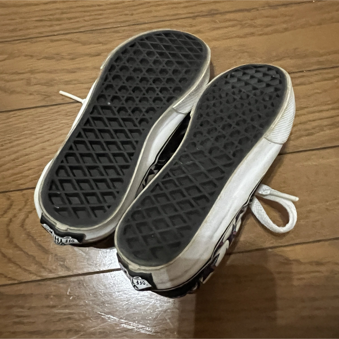 VANS(ヴァンズ)のVans スニーカー　エラ　era ヴァンズ　バンズ　子供　キッズ　靴　US11 キッズ/ベビー/マタニティのキッズ靴/シューズ(15cm~)(スニーカー)の商品写真