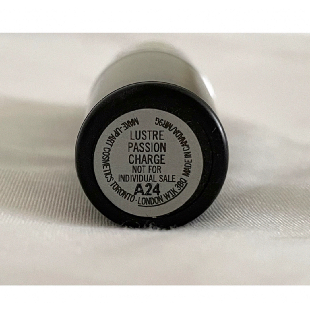 MACマック リップスティック 口紅 A24 送料無料 コスメ/美容のベースメイク/化粧品(口紅)の商品写真
