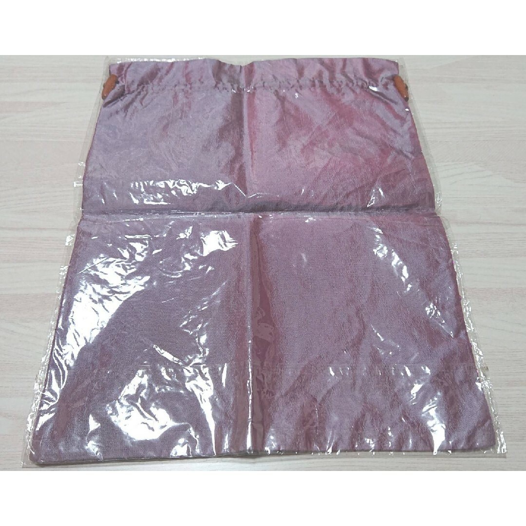 【匿名配送】 ポーチ 巾着袋 バッグ 紫 スパンコール レディースのファッション小物(ポーチ)の商品写真