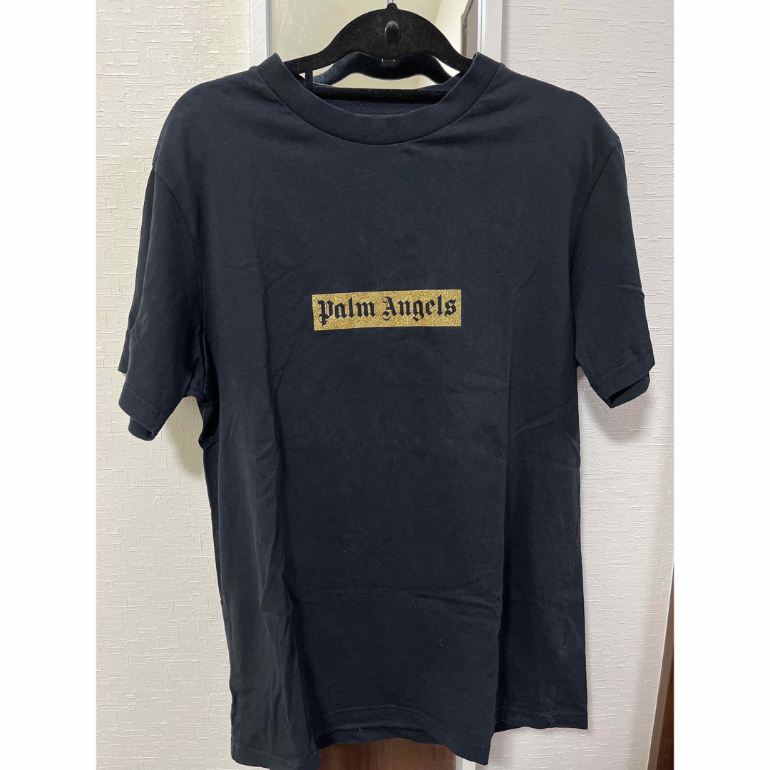 PALM ANGELS(パームエンジェルス)のPalmangels ボックスロゴTシャツ　ゴールド　ラメ　黒ブラック メンズのトップス(Tシャツ/カットソー(半袖/袖なし))の商品写真