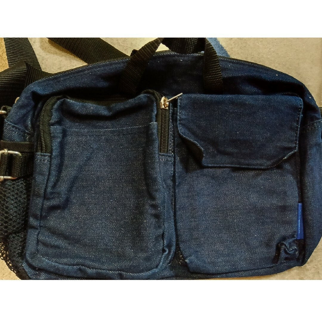 🌸ショルダーバッグ　　Complete 　デニム地 レディースのバッグ(ショルダーバッグ)の商品写真