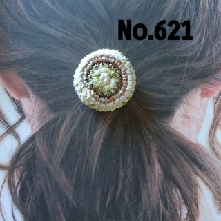 621 マルチカラーのニットくるみボタンヘアゴム大サイズ(ヘアアクセサリー)